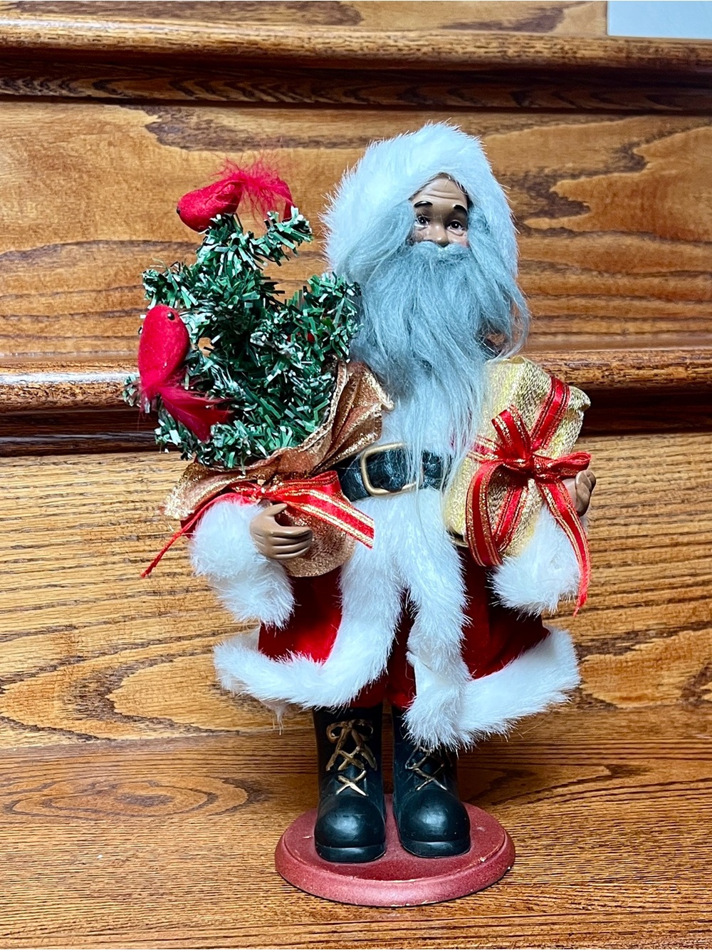 Macys 2008 Holiday Decor African American Santa Figurine